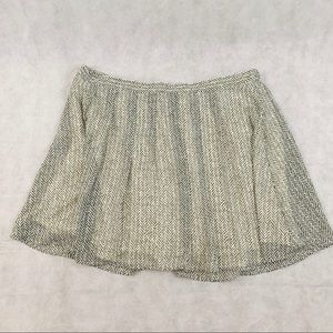 Old Navy patterned skirt. Super cute! Size 3x 💚